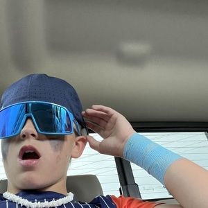 Meet your Posher, Wade